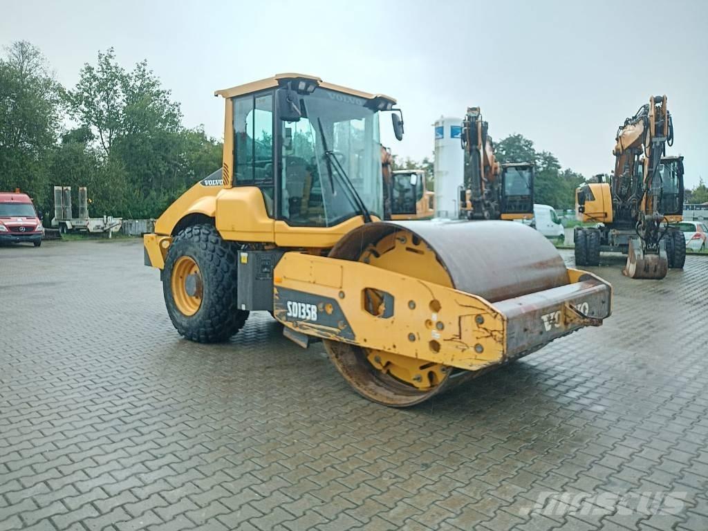 Volvo SD 135 B Грунтові котки