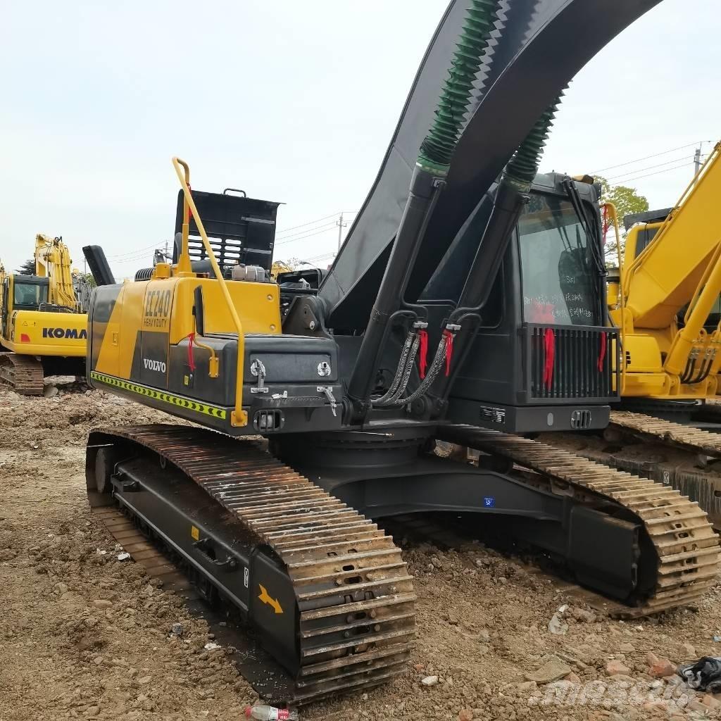 Volvo EC 240 Гусеничні екскаватори
