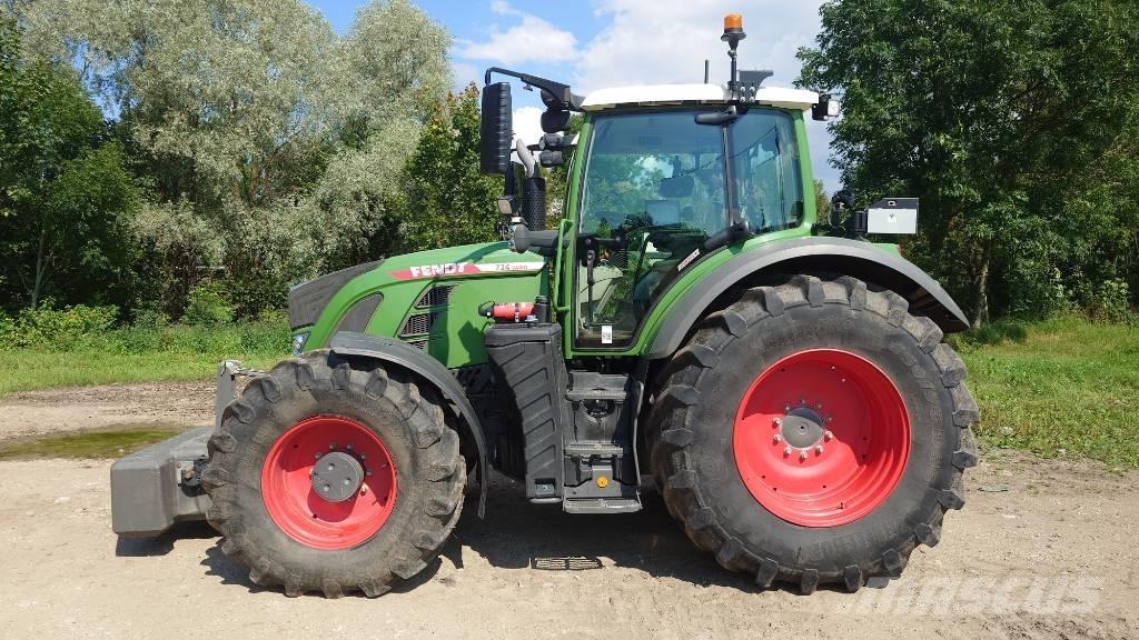 Fendt 724 Profi Plus Трактори