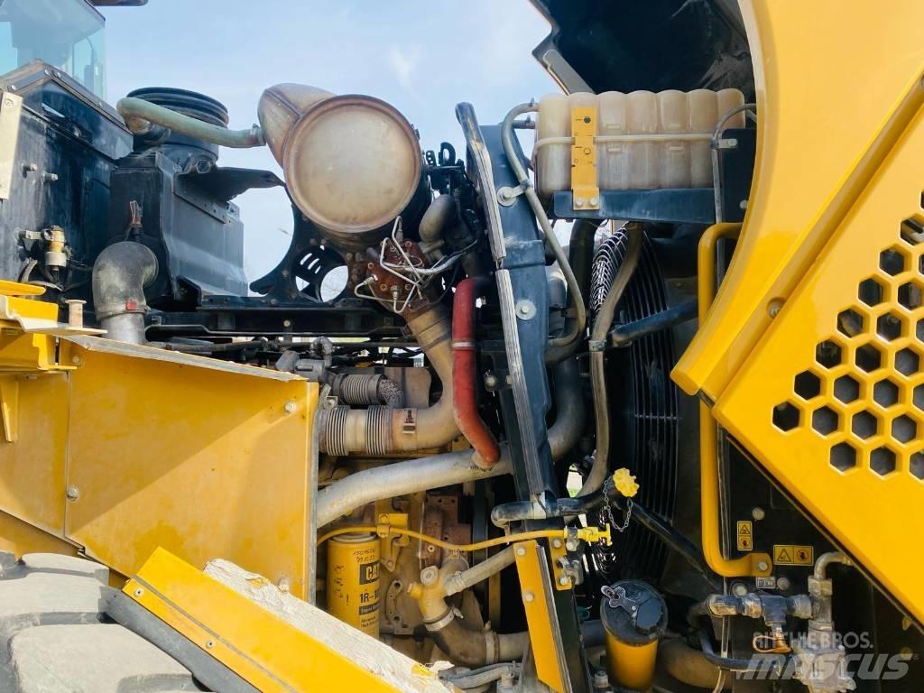 CAT 966k xe Фронтальні навантажувачі