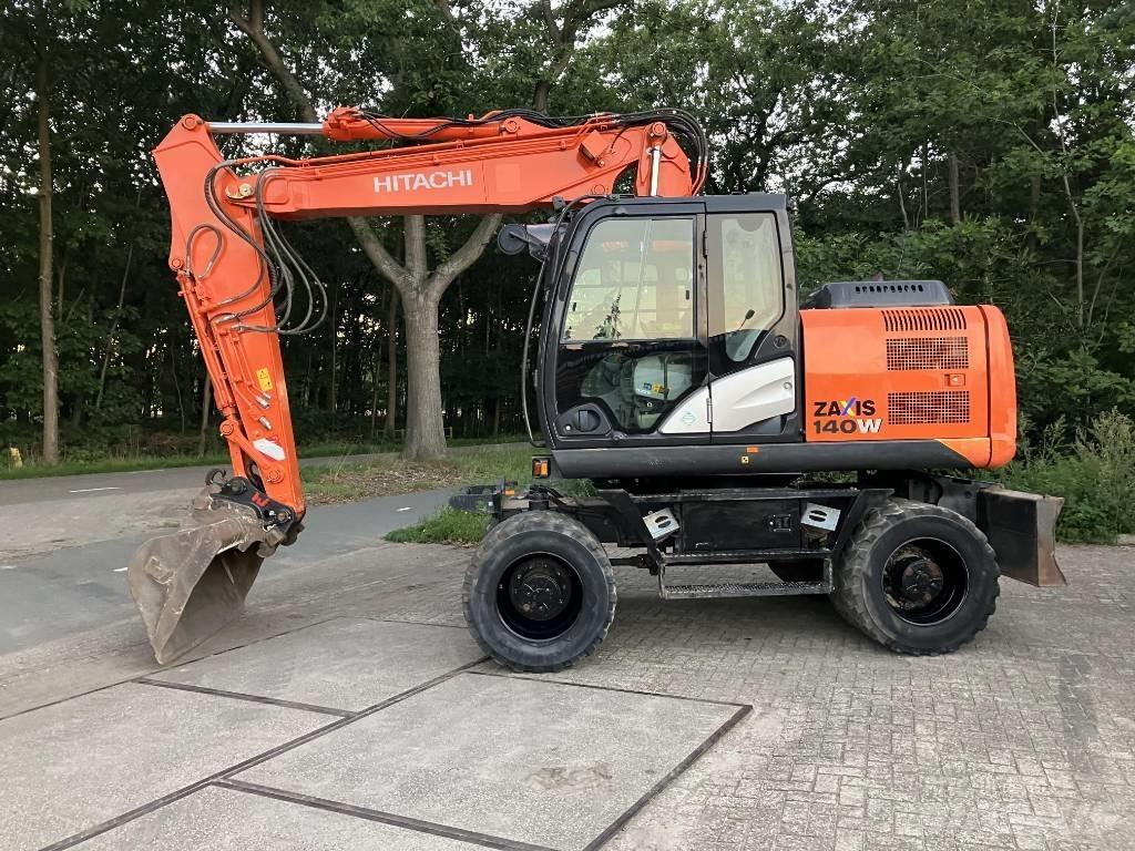 Hitachi ZX140-5B Колісні екскаватори