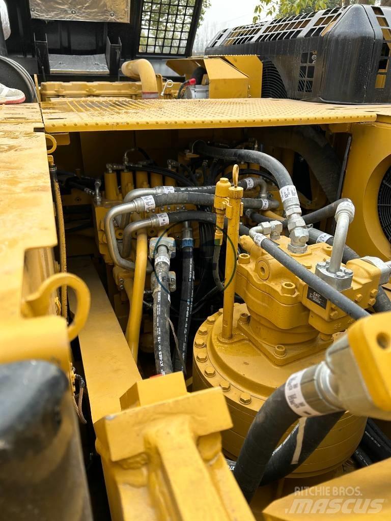 CAT 336 D Гусеничні екскаватори