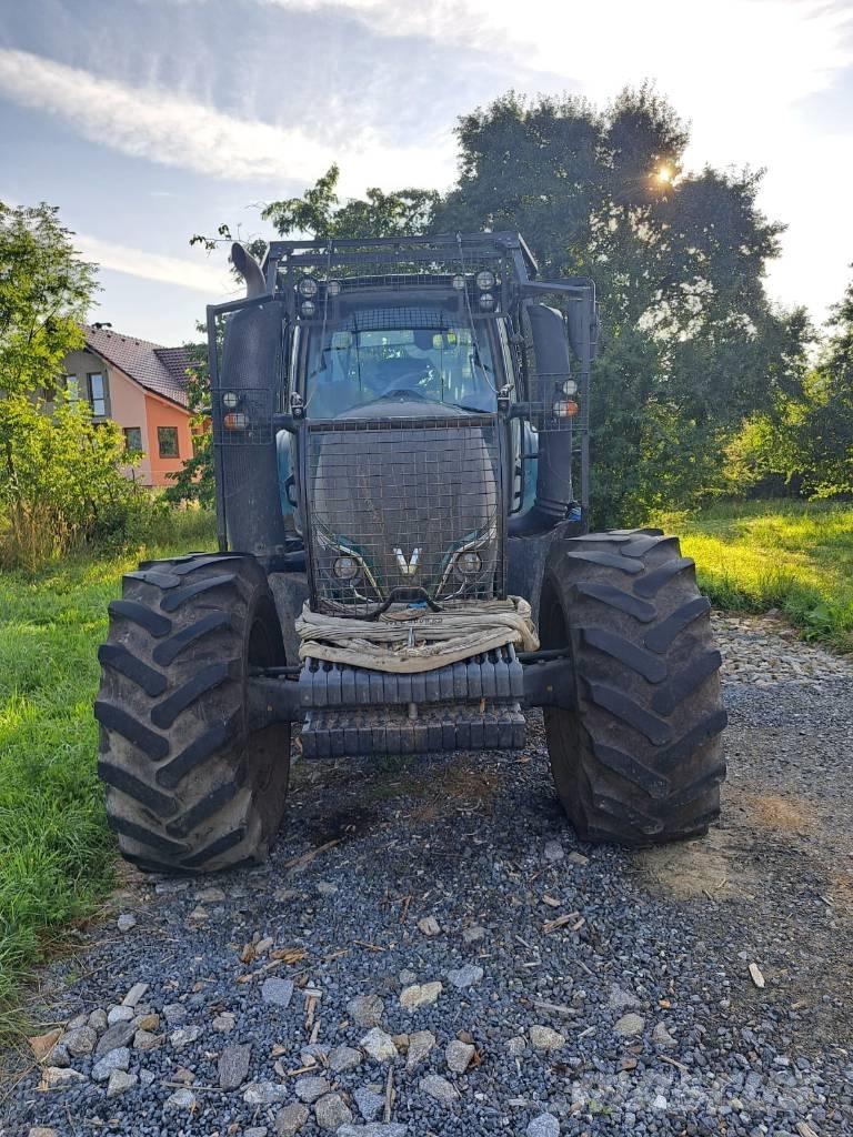 Valtra T 234 Direct Лісогосподарські трактори