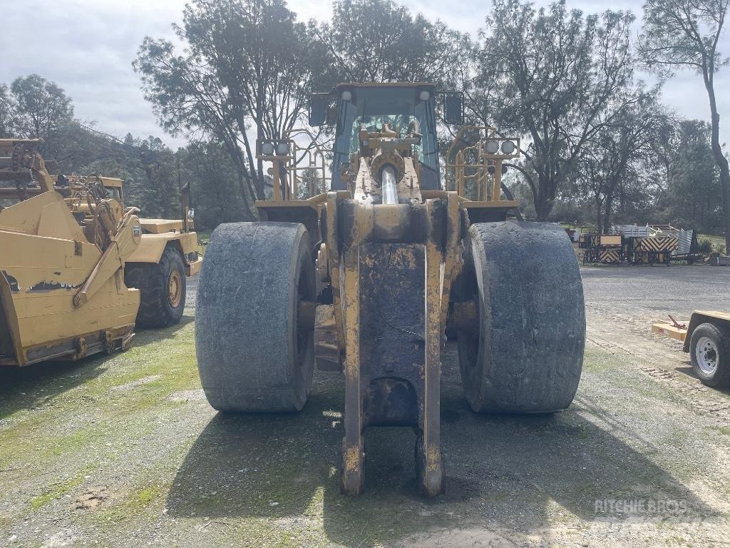 CAT 988 H Фронтальні навантажувачі