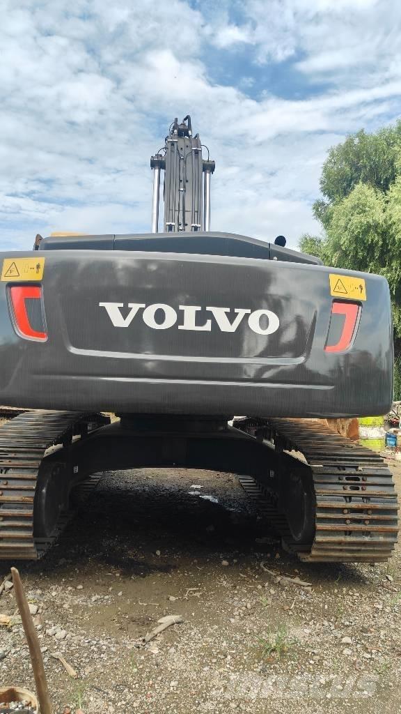 Volvo EC 290 Гусеничні екскаватори