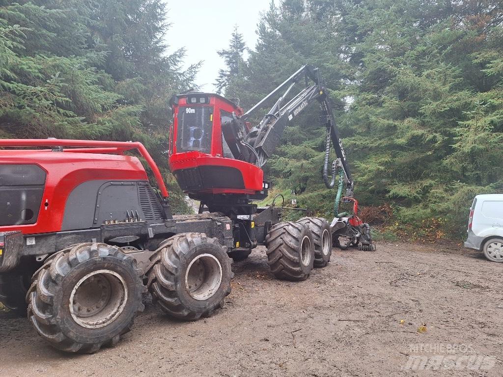 Komatsu 901 XC Харвестери