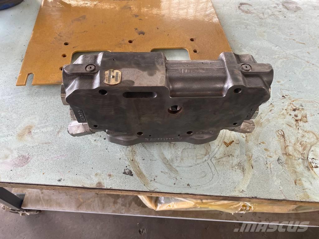 CAT 938 H Фронтальні навантажувачі
