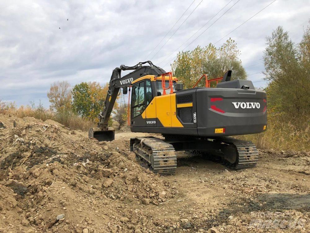 Volvo EC220 EL Гусеничні екскаватори