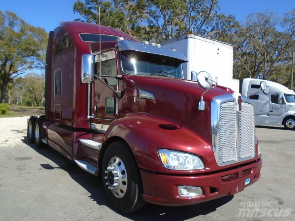 Kenworth T 600 Тягачі
