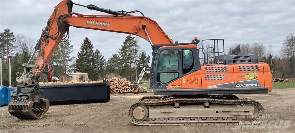 Doosan DX300 LC-5 Гусеничні екскаватори