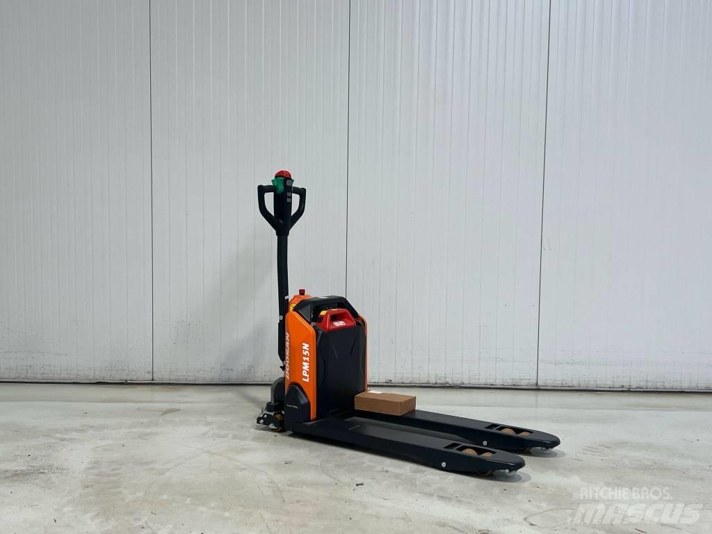 Doosan LPM15N-7 Штабелери
