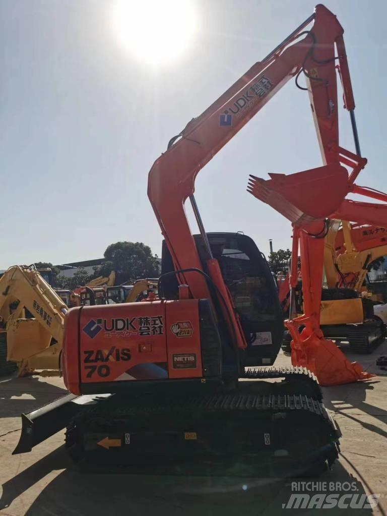 Hitachi ZX 70 Міні-екскаватори < 7т