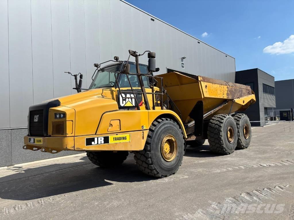CAT 745 C Зчленовані самоскиди