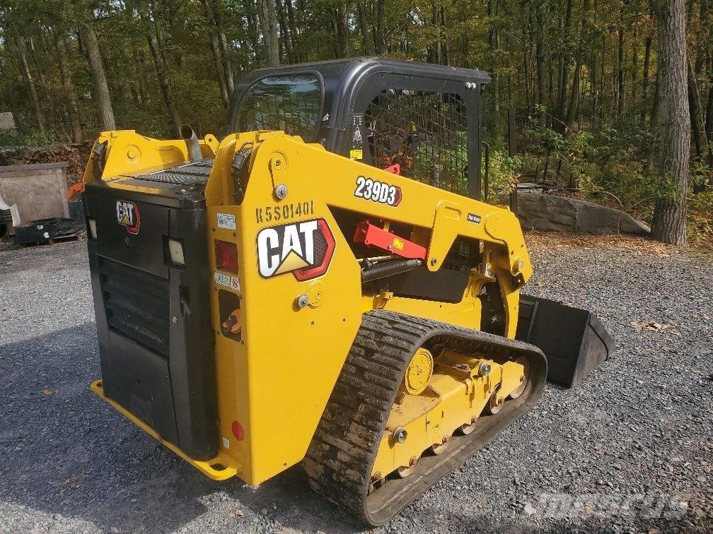 CAT 239 D Міні-навантажувачі