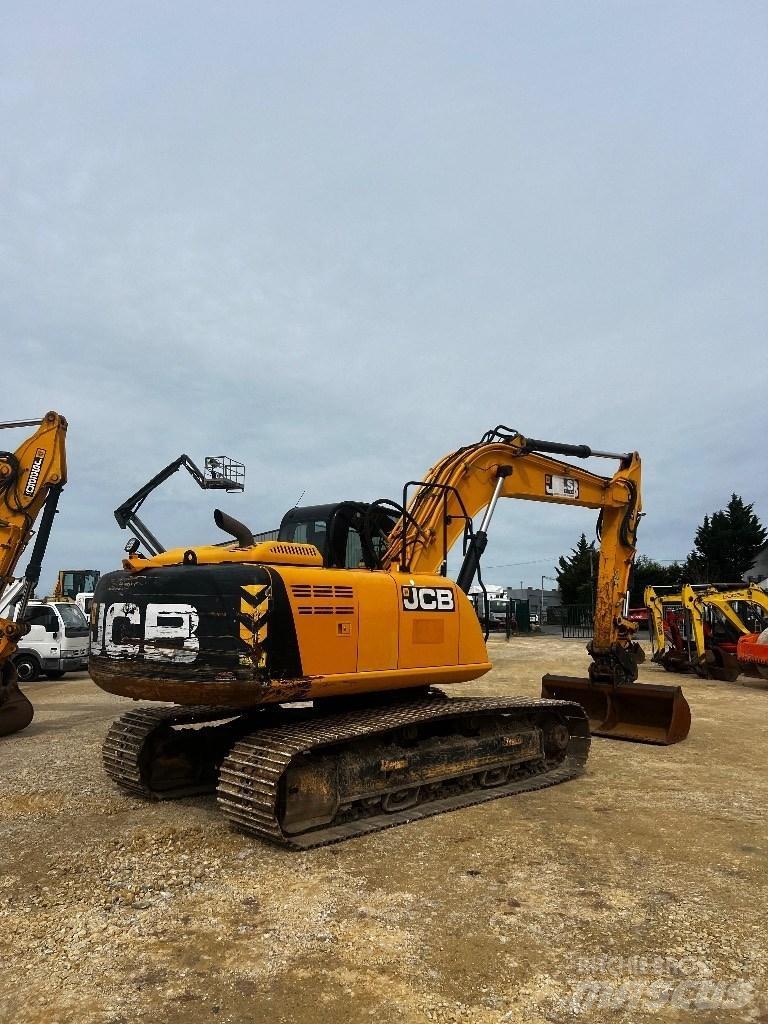JCB JS 220 N LC Гусеничні екскаватори
