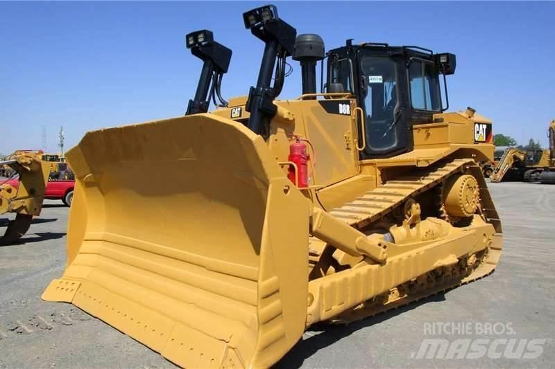 CAT D8R Гусеничні бульдозери