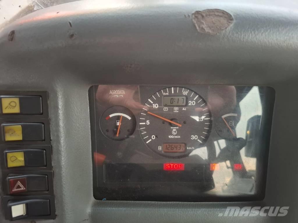 Valtra Valmet 8950 Трактори