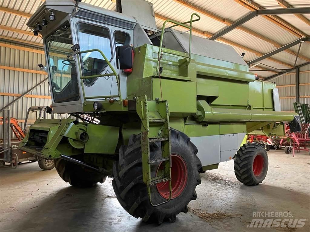 CLAAS Dominator 96 Зернозбиральні комбайни