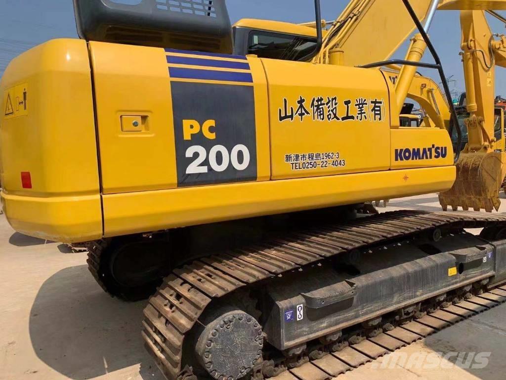 Komatsu pc200-7 Гусеничні екскаватори