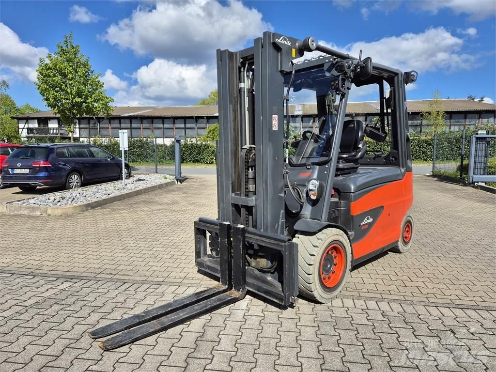 Linde E50HL-01 Електронавантажувачі