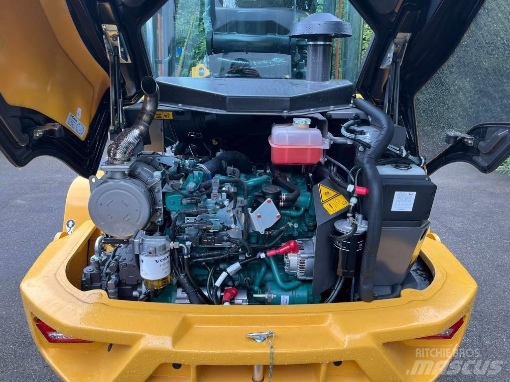 Volvo L 30 H Фронтальні навантажувачі