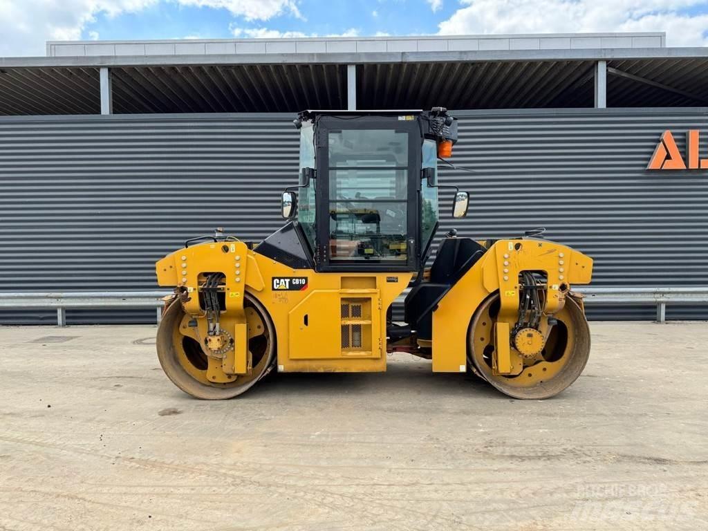 CAT CB10 Котки тротуарні