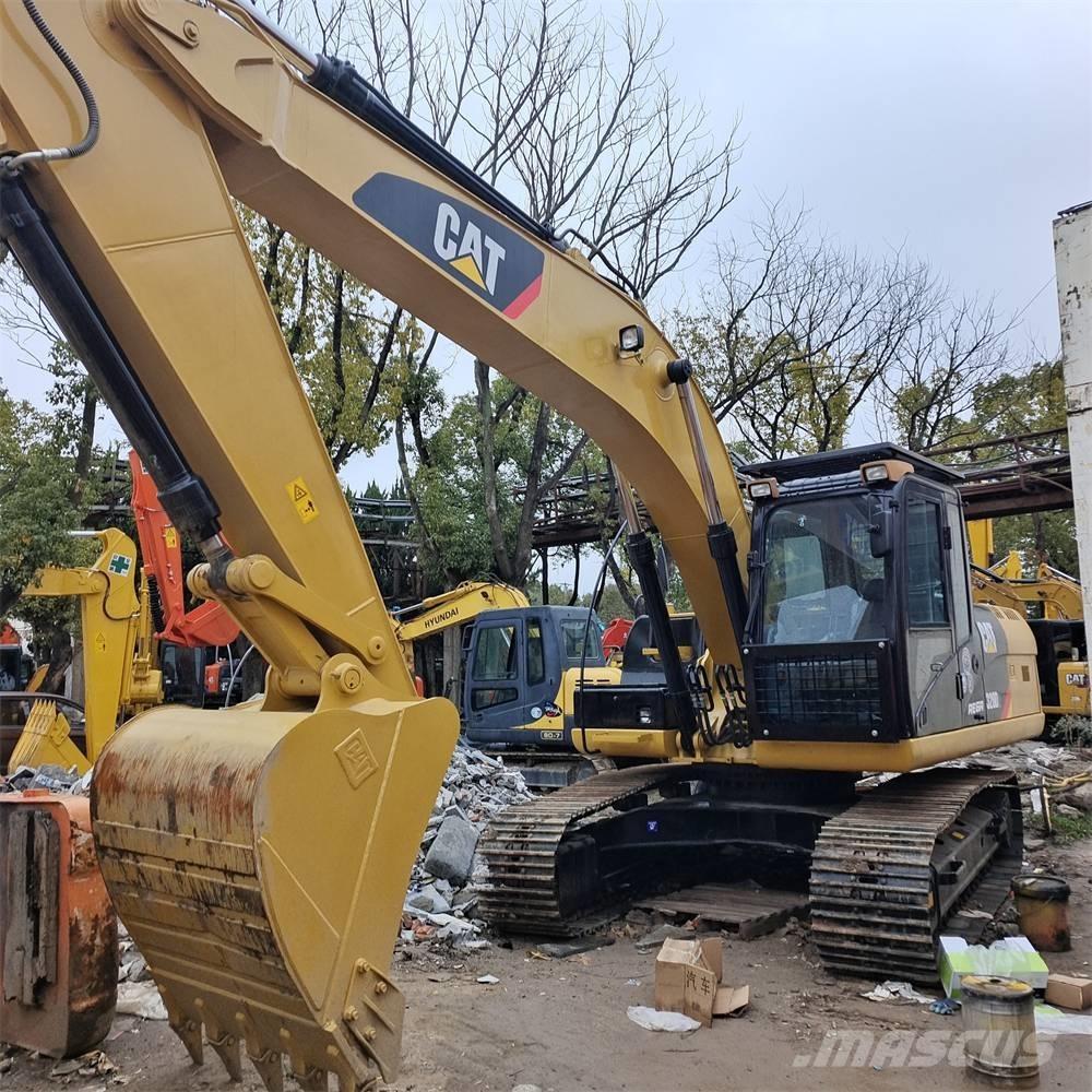 CAT 320 D Гусеничні екскаватори