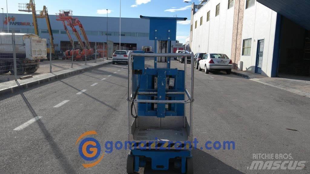 Genie GR 20 Вертикальні щоглові підйомники