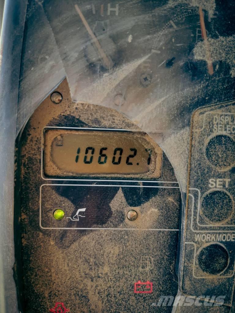 John Deere 330 CLC Гусеничні екскаватори