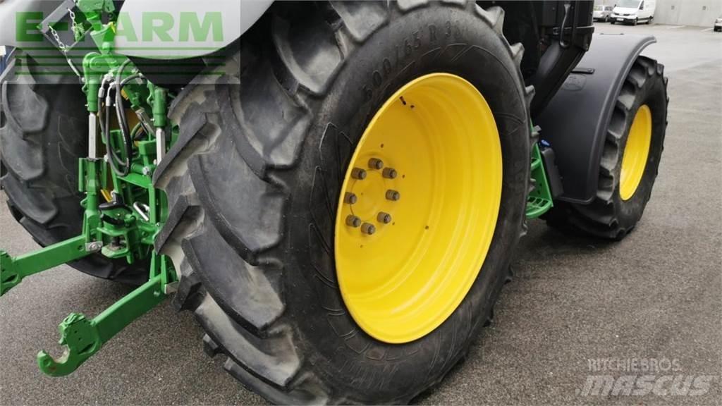 John Deere 6120M Трактори