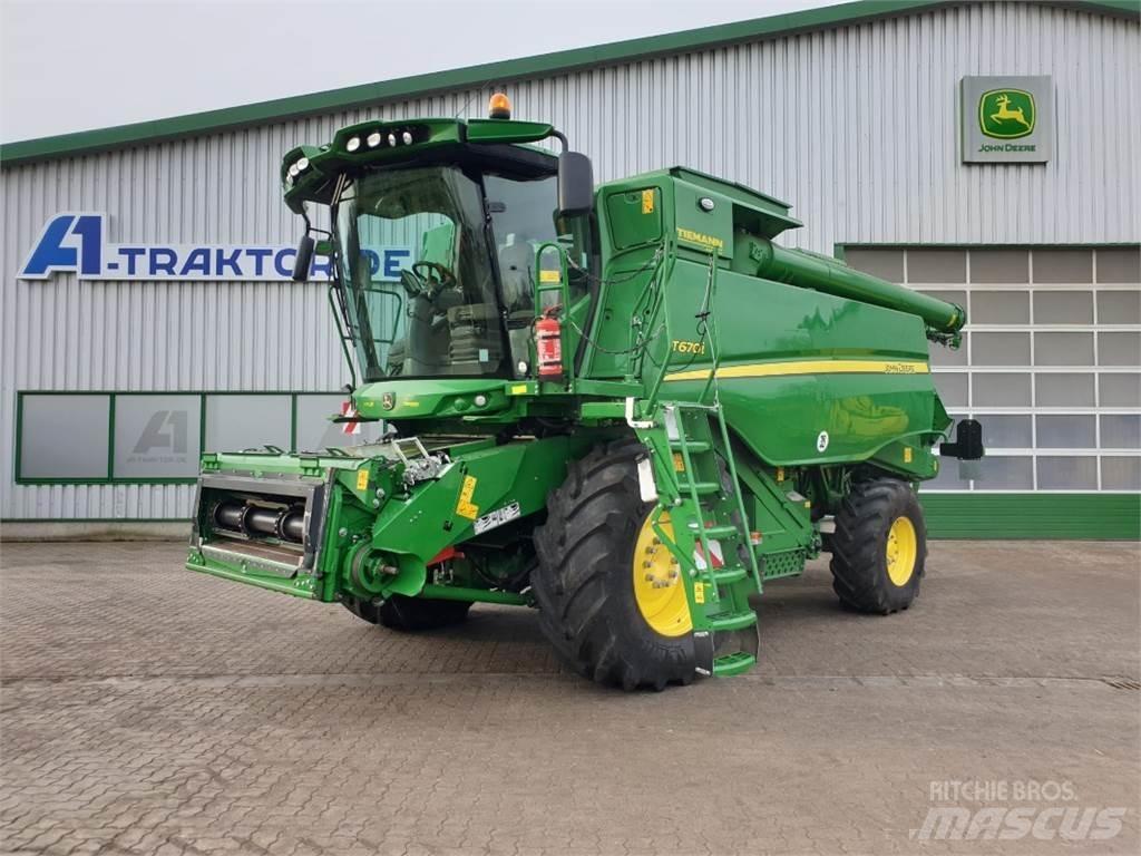 John Deere T670 Зернозбиральні комбайни