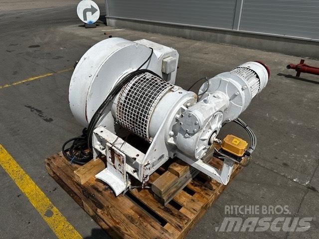 Bauer WINCH ELECTRIC Комплектуючі і запасні частини для бурових установок