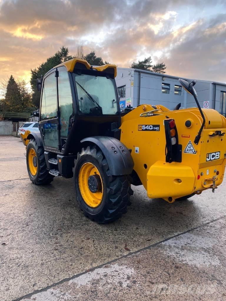 JCB 540-140 Телескопічні навантажувачі