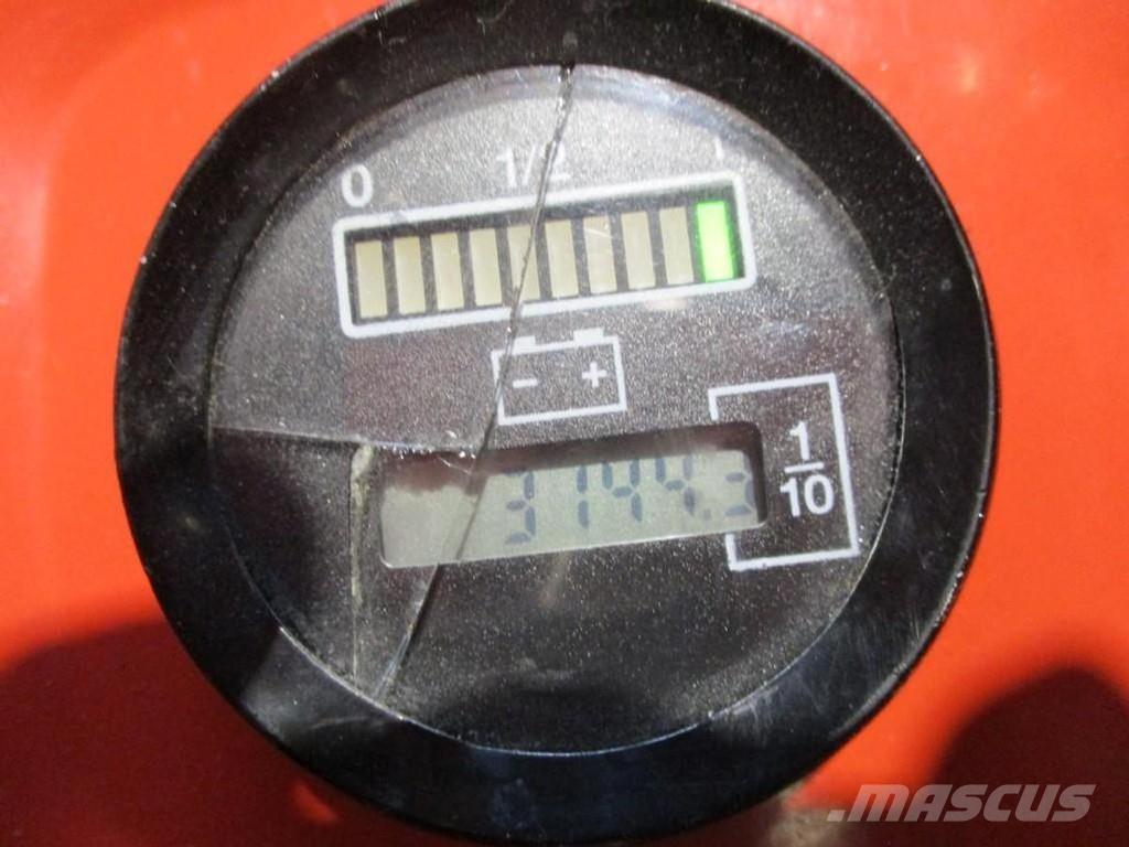 Heli CBD15 Штабелери