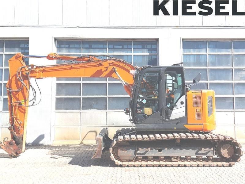 Hitachi ZX 135 US-6 Гусеничні екскаватори