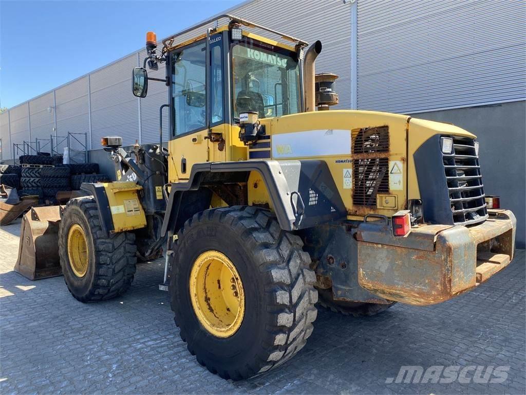 Komatsu WA250PZ-5 Фронтальні навантажувачі