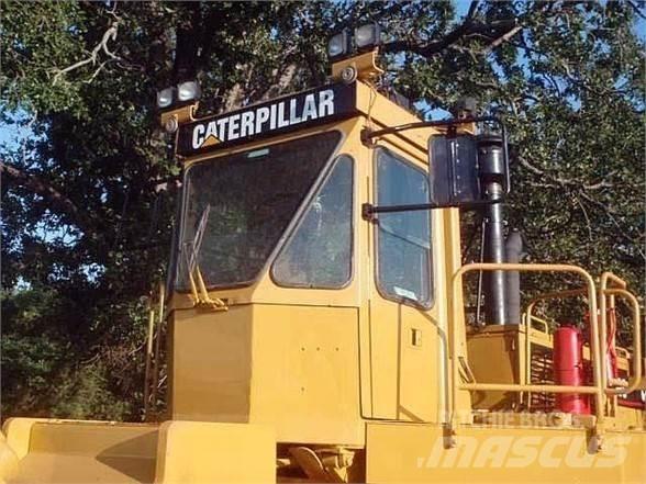 CAT 826C Сміттєві преси
