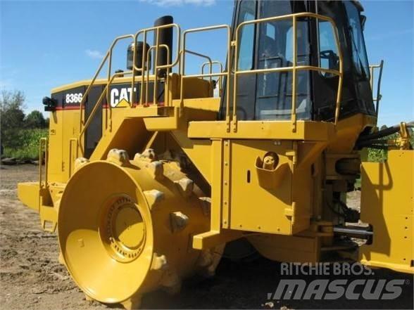 CAT 836G Сміттєві преси