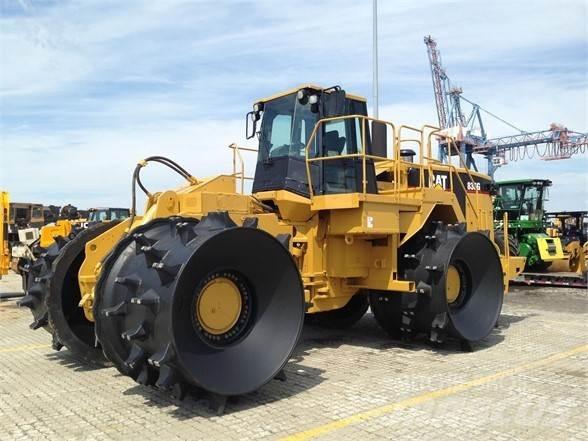 CAT 836G Сміттєві преси