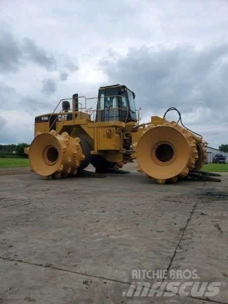 CAT 836G Сміттєві преси