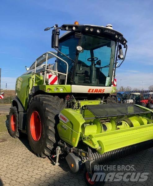 CLAAS JAGUAR 970 Кормозбиральні комбайни