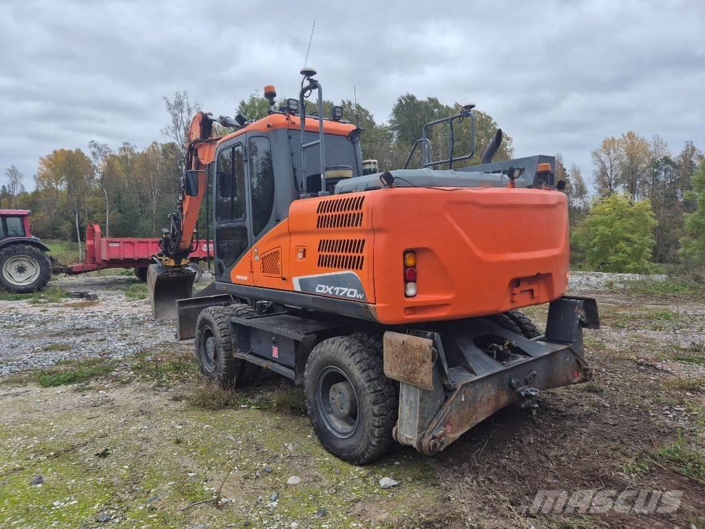 Doosan DX 170 W Колісні екскаватори