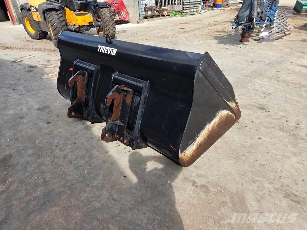 JLG 2450 / 2400 Запчастини та додаткове обладнання для фронтальних навантажувачів