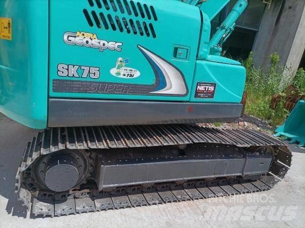Kobelco SK 75 Гусеничні екскаватори