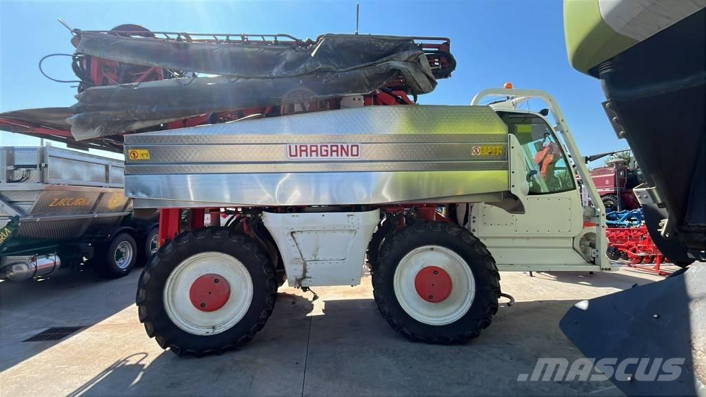 Finotto E170 Самохідні обприскувачі