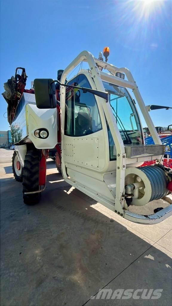  Finotto E170 Самохідні обприскувачі