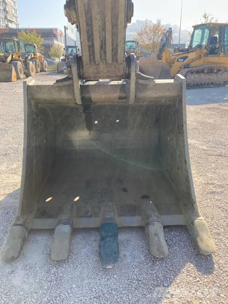 Volvo EC 380 EL Гусеничні екскаватори