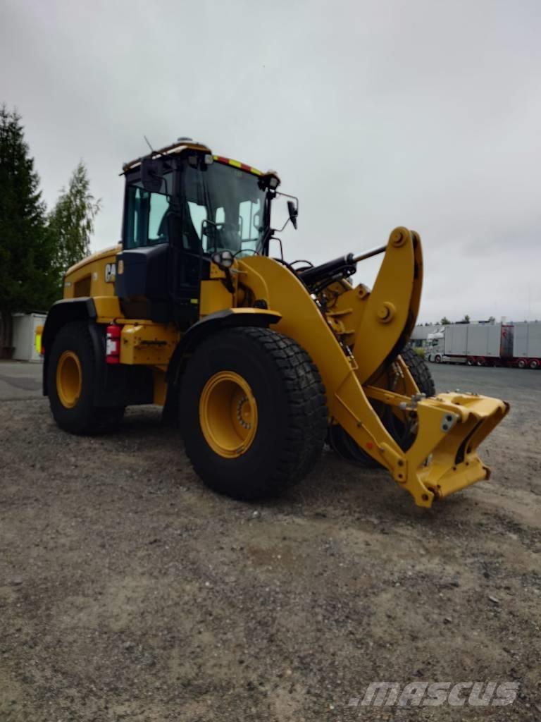 CAT 926M Фронтальні навантажувачі