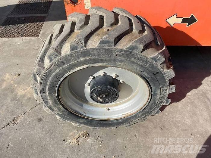 JLG 660 SJ Телескопічні підйомники