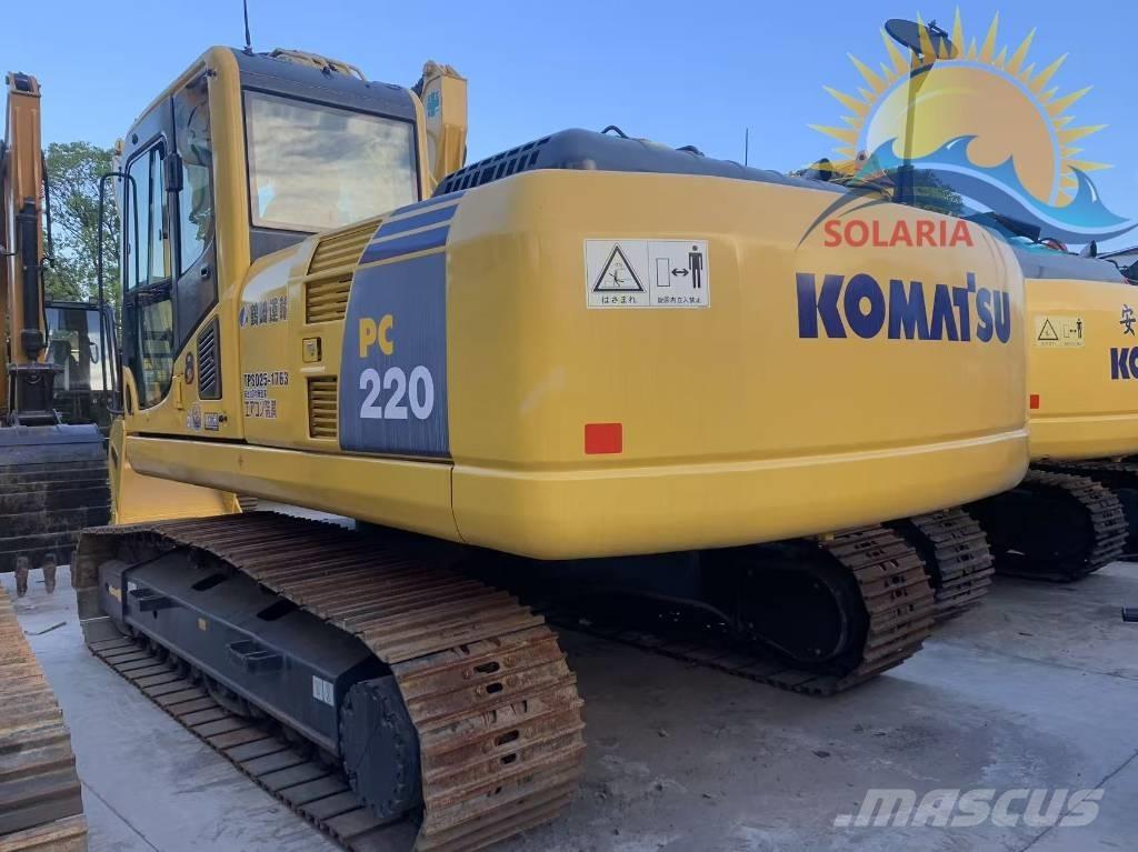 Komatsu PC 220 Гусеничні екскаватори